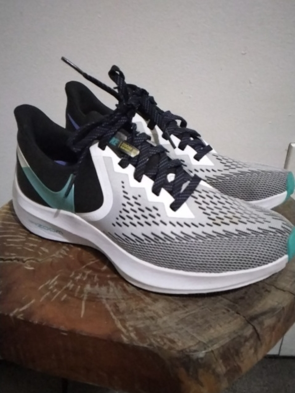 Nike Zoom Air Grey and Teal Running Shoes Women's Sz 8.5